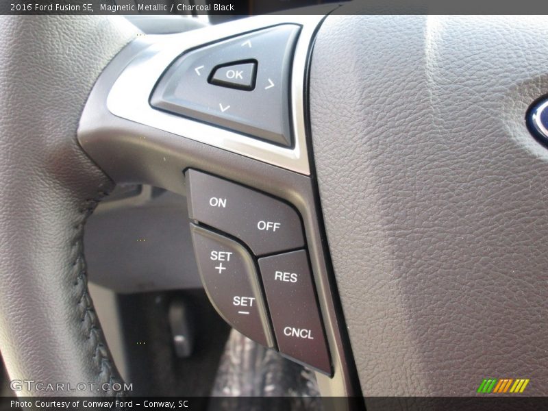 Magnetic Metallic / Charcoal Black 2016 Ford Fusion SE