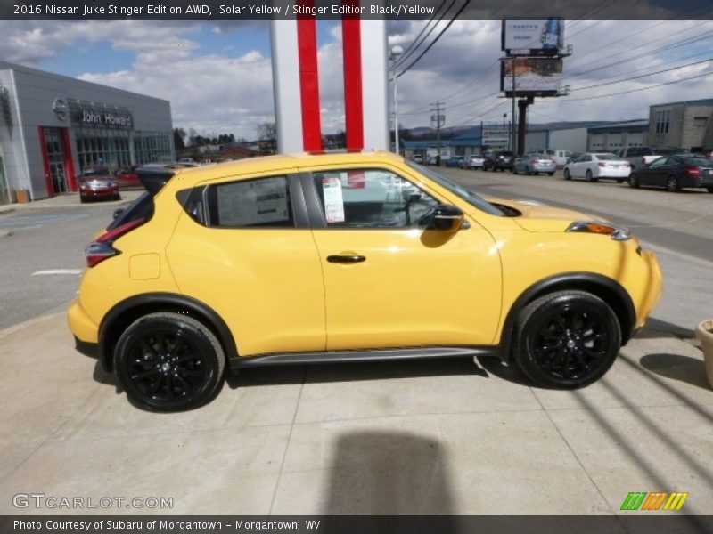 Solar Yellow / Stinger Edition Black/Yellow 2016 Nissan Juke Stinger Edition AWD