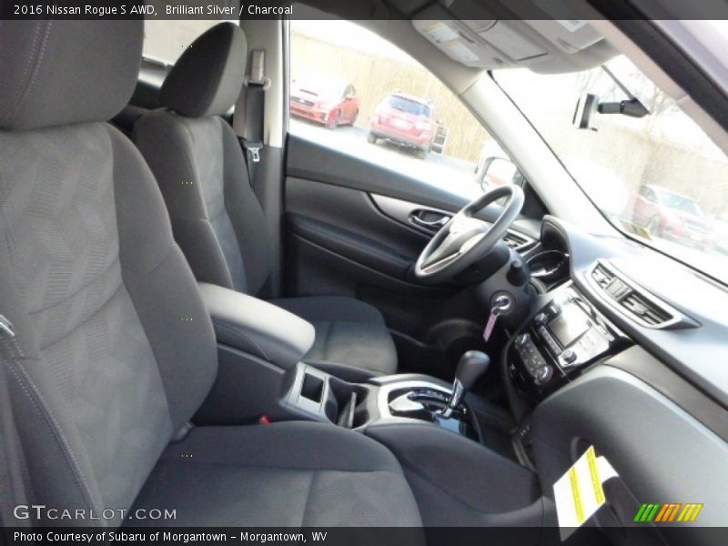 Brilliant Silver / Charcoal 2016 Nissan Rogue S AWD