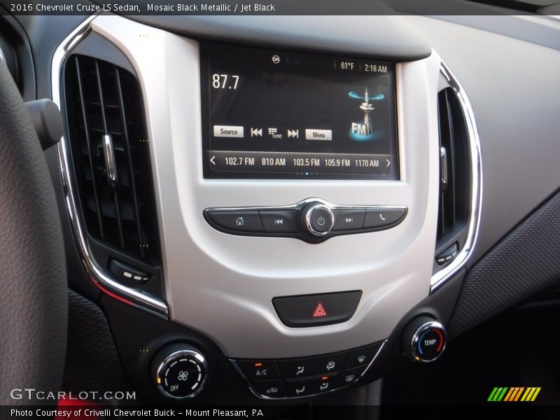 Controls of 2016 Cruze LS Sedan