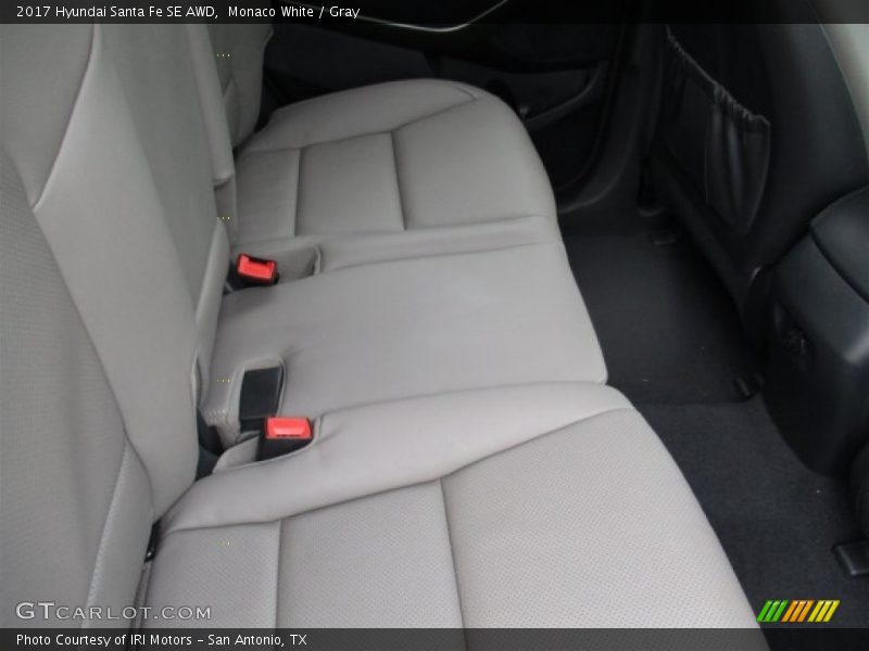 Monaco White / Gray 2017 Hyundai Santa Fe SE AWD