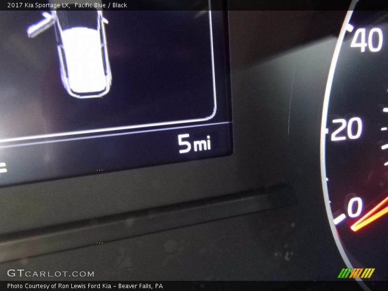 Pacific Blue / Black 2017 Kia Sportage LX