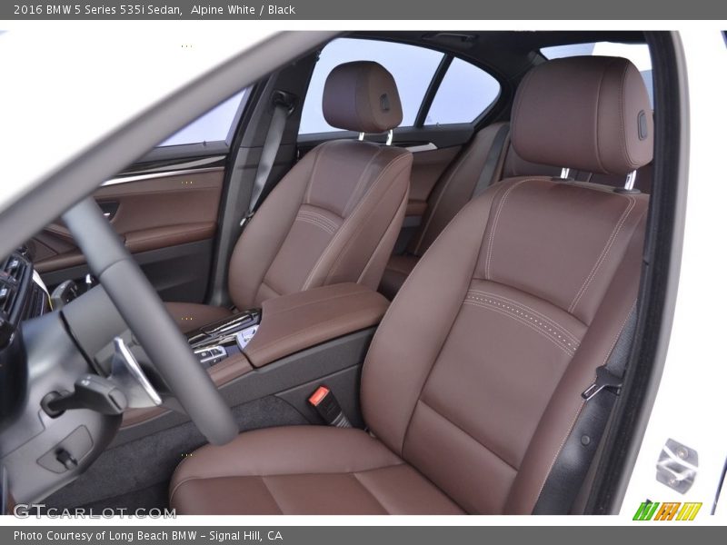 Alpine White / Black 2016 BMW 5 Series 535i Sedan