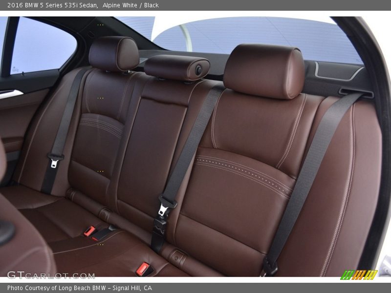Alpine White / Black 2016 BMW 5 Series 535i Sedan