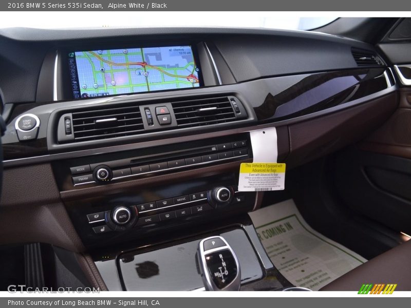 Alpine White / Black 2016 BMW 5 Series 535i Sedan