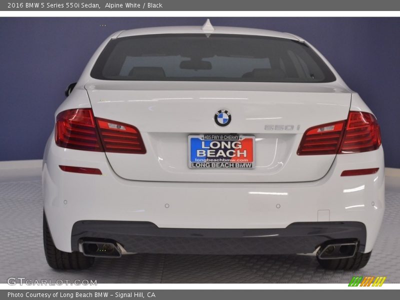 Alpine White / Black 2016 BMW 5 Series 550i Sedan