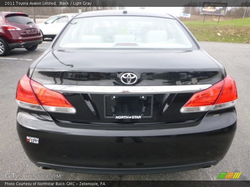 Black / Light Gray 2011 Toyota Avalon Limited