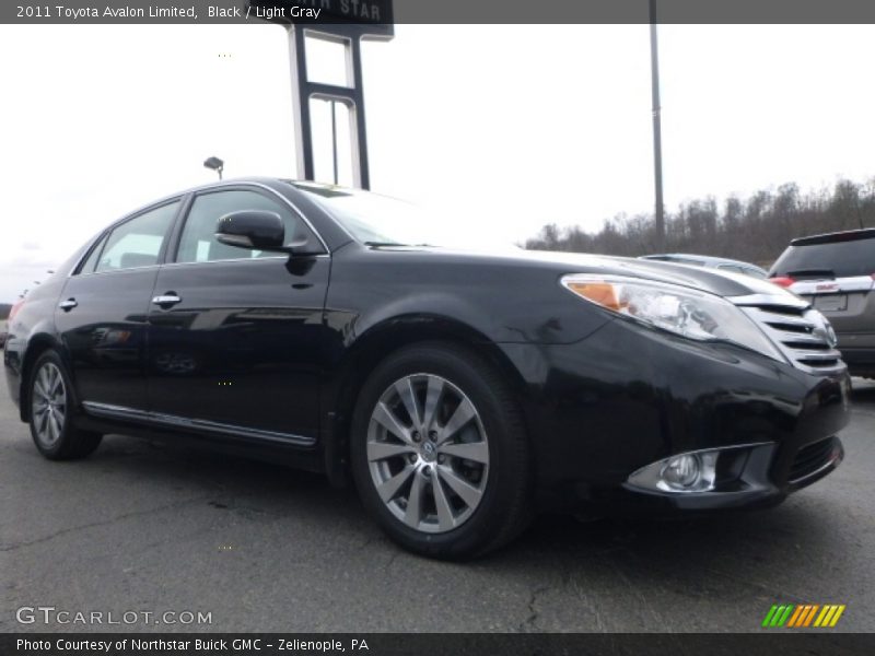 Black / Light Gray 2011 Toyota Avalon Limited