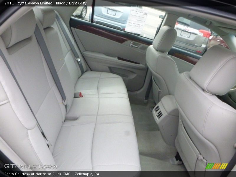 Black / Light Gray 2011 Toyota Avalon Limited