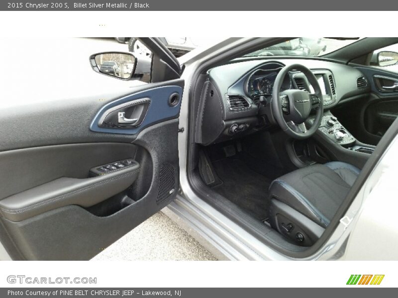 Billet Silver Metallic / Black 2015 Chrysler 200 S