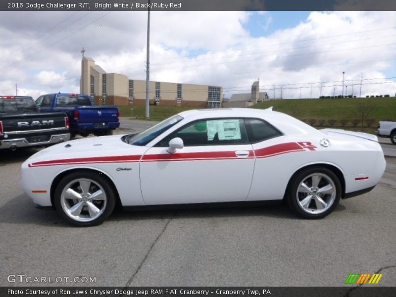 Bright White / Black/Ruby Red 2016 Dodge Challenger R/T