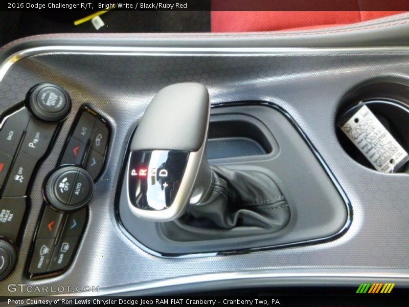 Bright White / Black/Ruby Red 2016 Dodge Challenger R/T
