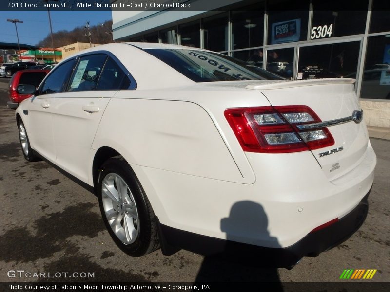 White Platinum Tri-Coat / Charcoal Black 2013 Ford Taurus SEL