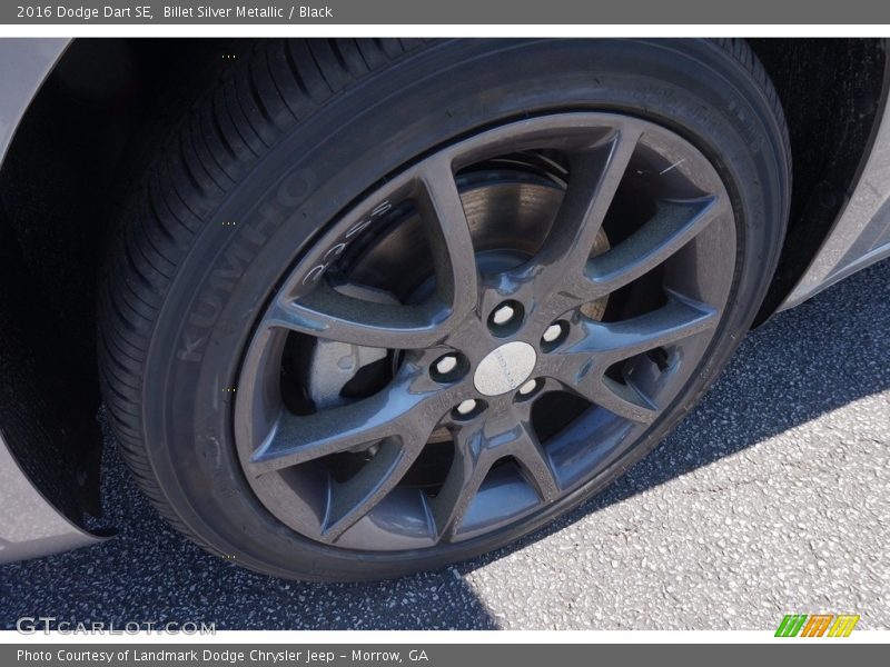 Billet Silver Metallic / Black 2016 Dodge Dart SE