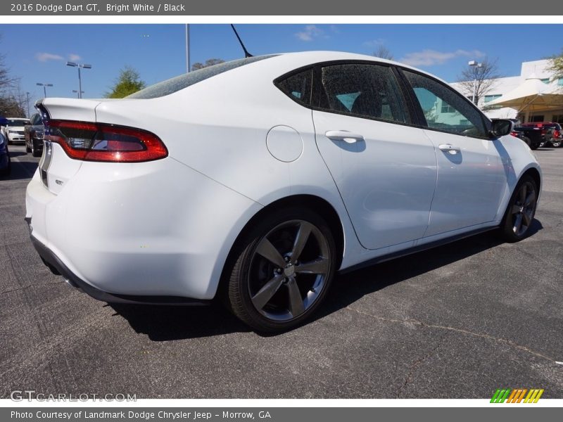 Bright White / Black 2016 Dodge Dart GT