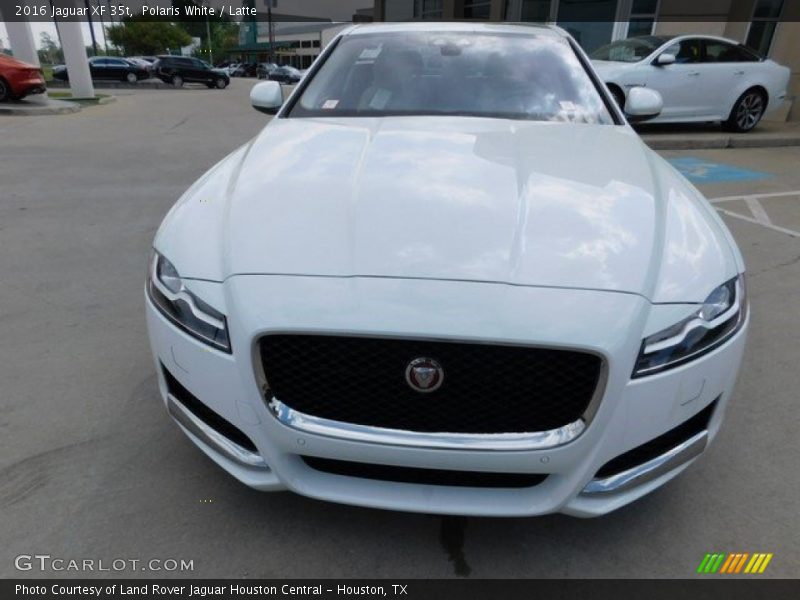 Polaris White / Latte 2016 Jaguar XF 35t