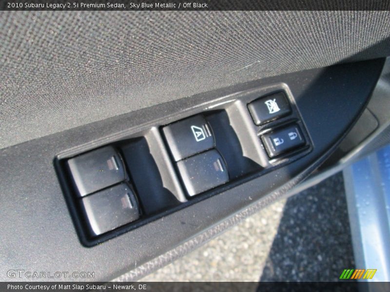 Sky Blue Metallic / Off Black 2010 Subaru Legacy 2.5i Premium Sedan