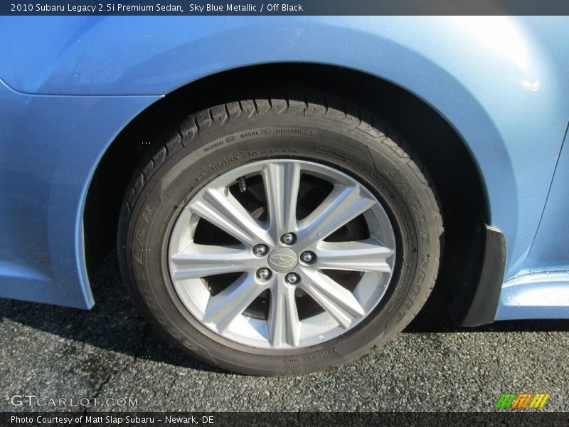 Sky Blue Metallic / Off Black 2010 Subaru Legacy 2.5i Premium Sedan