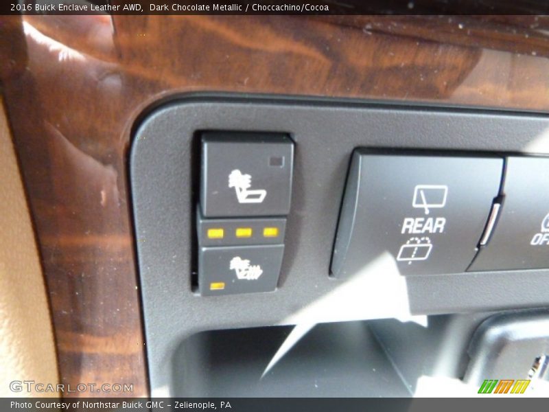 Dark Chocolate Metallic / Choccachino/Cocoa 2016 Buick Enclave Leather AWD