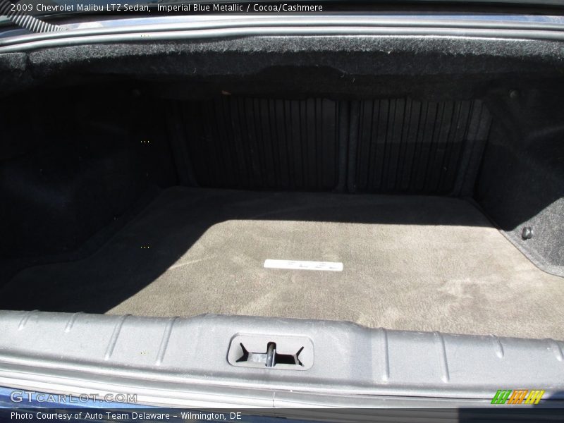 Imperial Blue Metallic / Cocoa/Cashmere 2009 Chevrolet Malibu LTZ Sedan
