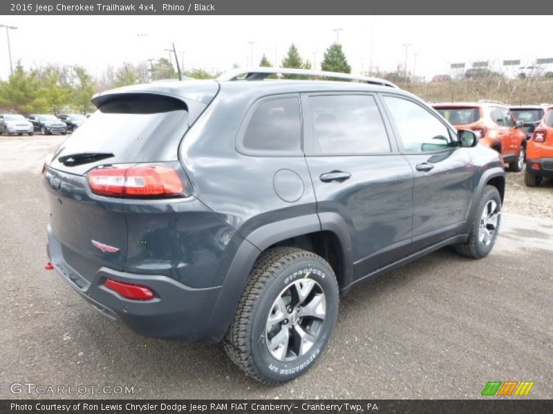 Rhino / Black 2016 Jeep Cherokee Trailhawk 4x4