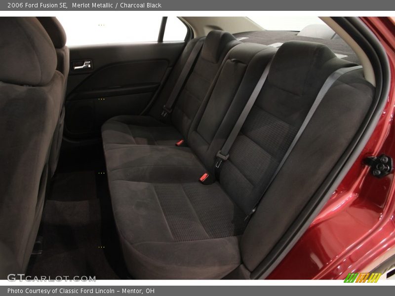 Merlot Metallic / Charcoal Black 2006 Ford Fusion SE