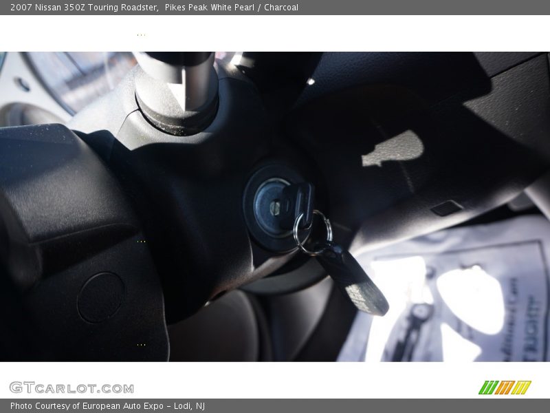 Pikes Peak White Pearl / Charcoal 2007 Nissan 350Z Touring Roadster