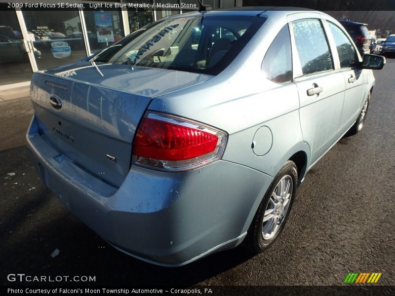 Light Ice Blue Metallic / Medium Stone 2009 Ford Focus SE Sedan