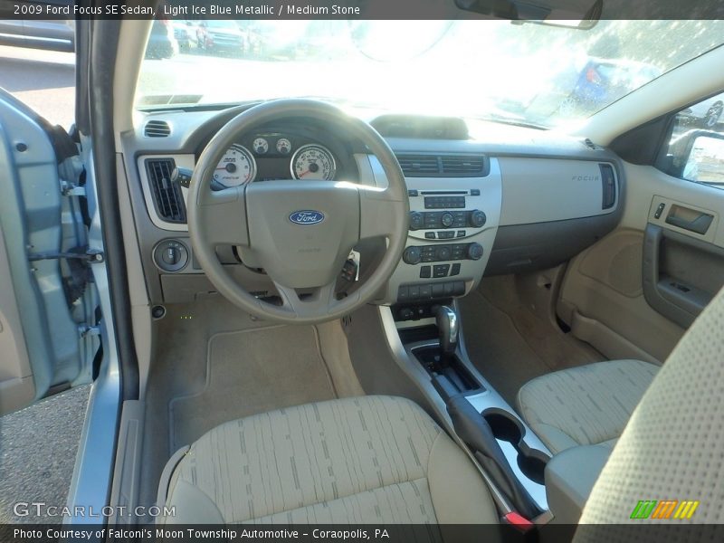 Light Ice Blue Metallic / Medium Stone 2009 Ford Focus SE Sedan