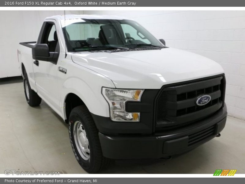 Oxford White / Medium Earth Gray 2016 Ford F150 XL Regular Cab 4x4