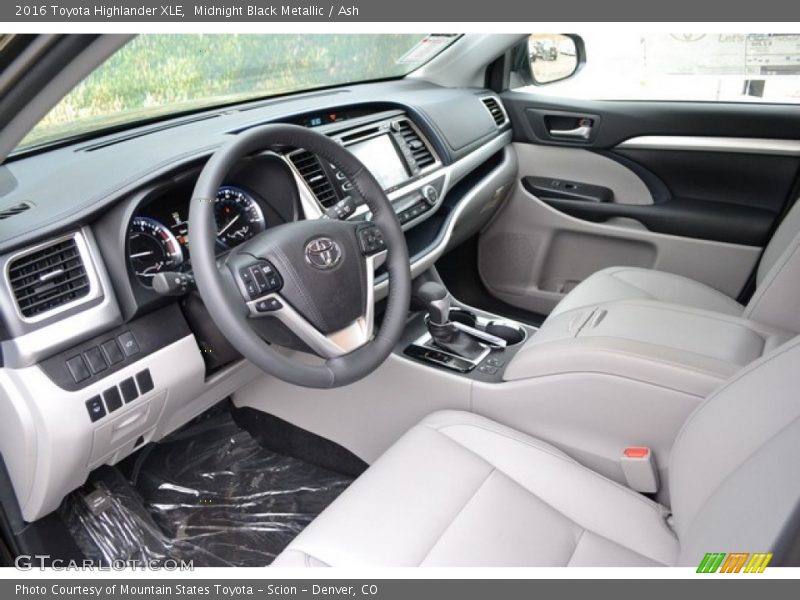 Midnight Black Metallic / Ash 2016 Toyota Highlander XLE