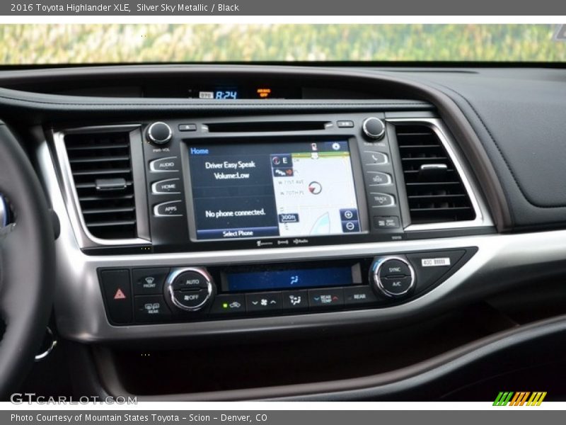 Silver Sky Metallic / Black 2016 Toyota Highlander XLE