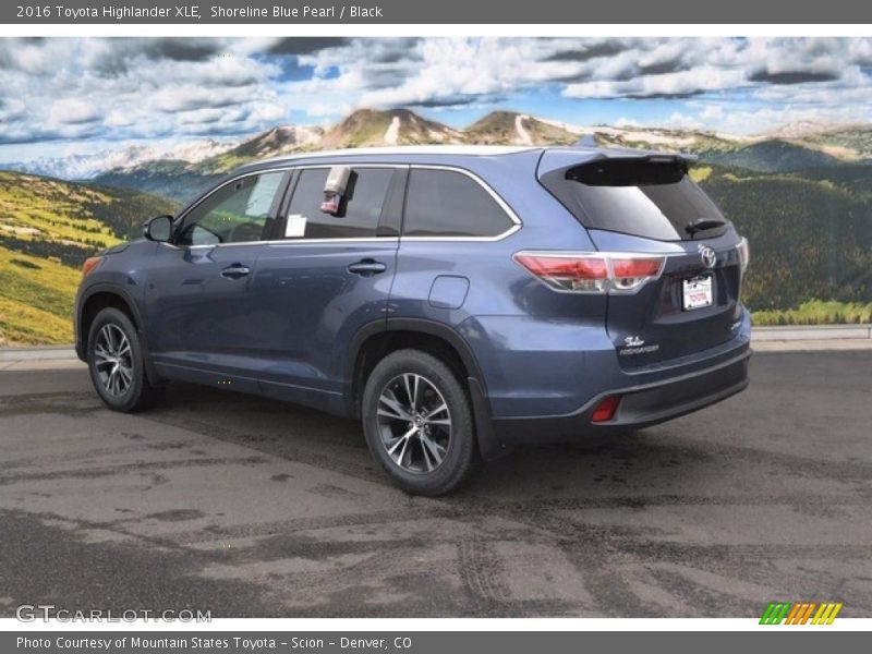 Shoreline Blue Pearl / Black 2016 Toyota Highlander XLE