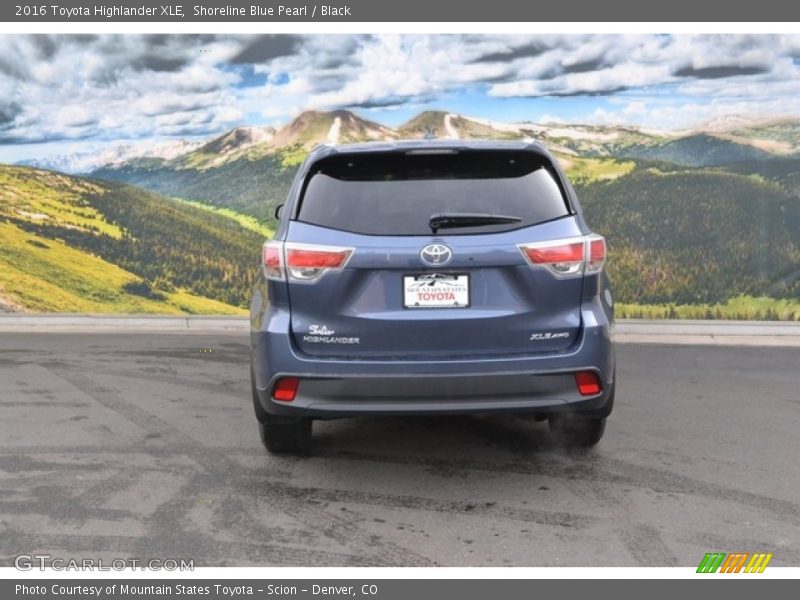 Shoreline Blue Pearl / Black 2016 Toyota Highlander XLE