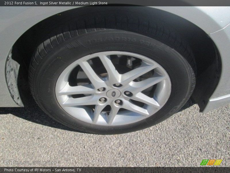 Ingot Silver Metallic / Medium Light Stone 2012 Ford Fusion S