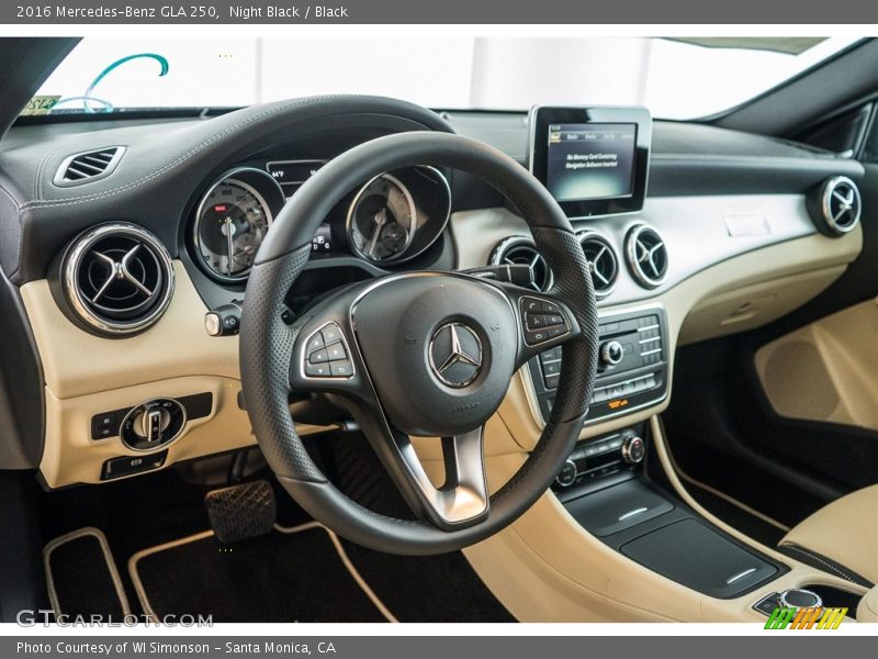 Night Black / Black 2016 Mercedes-Benz GLA 250