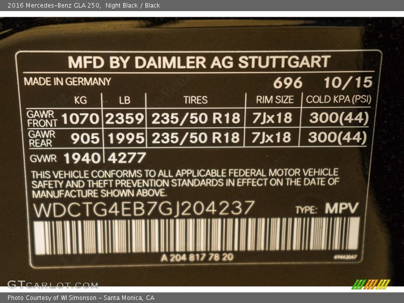 Night Black / Black 2016 Mercedes-Benz GLA 250