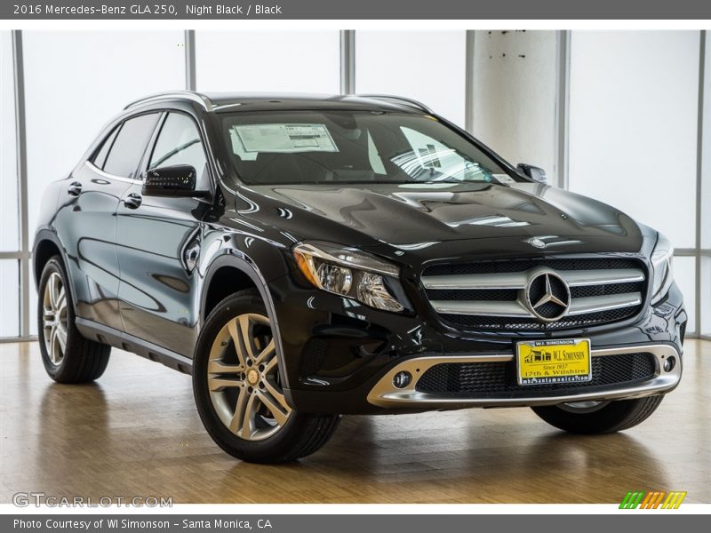 Night Black / Black 2016 Mercedes-Benz GLA 250