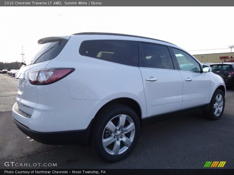 Summit White / Ebony 2016 Chevrolet Traverse LT AWD