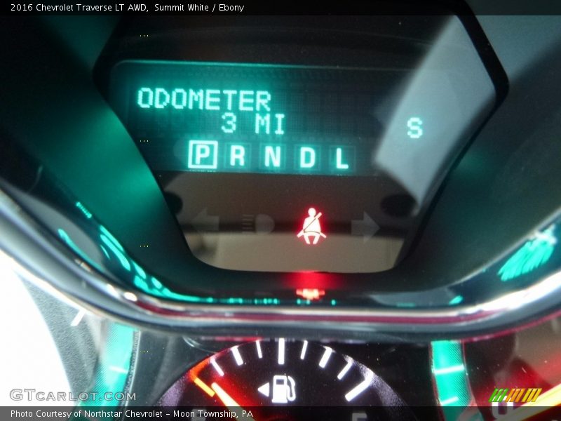 Summit White / Ebony 2016 Chevrolet Traverse LT AWD