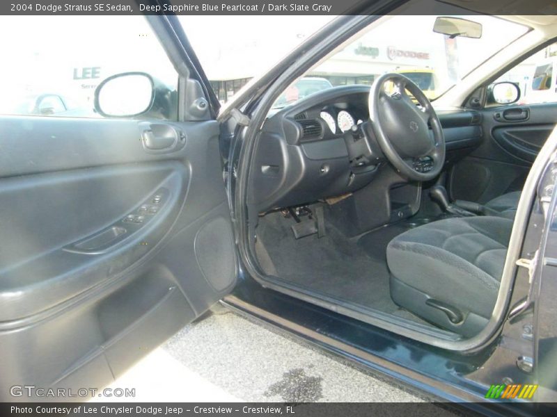 Deep Sapphire Blue Pearlcoat / Dark Slate Gray 2004 Dodge Stratus SE Sedan