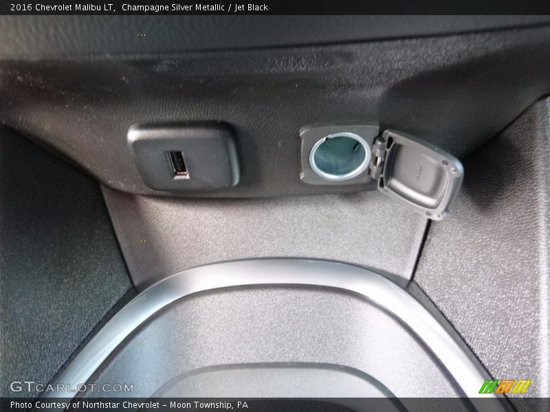 Champagne Silver Metallic / Jet Black 2016 Chevrolet Malibu LT