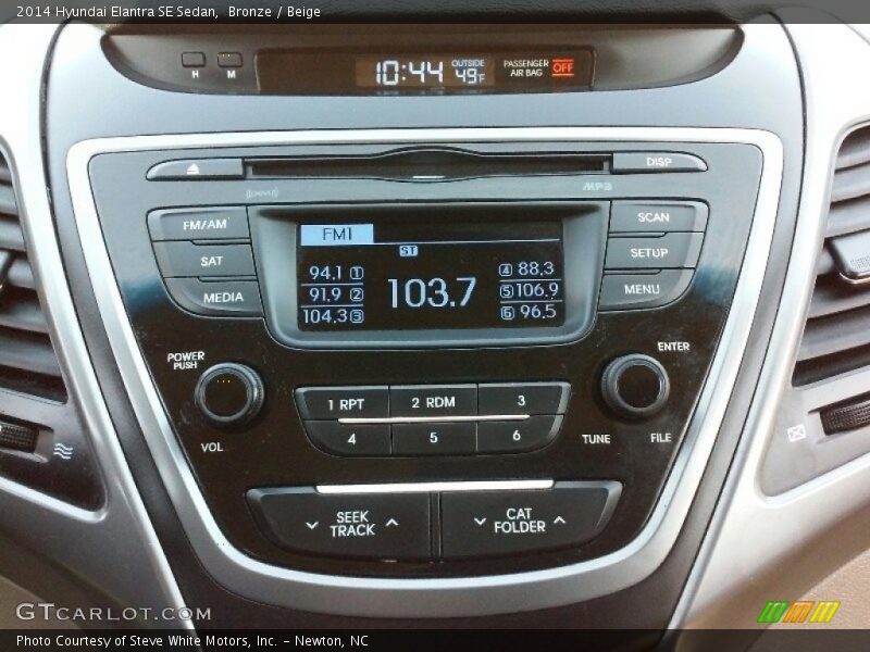 Bronze / Beige 2014 Hyundai Elantra SE Sedan