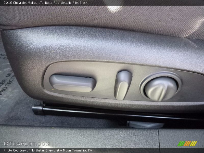 Butte Red Metallic / Jet Black 2016 Chevrolet Malibu LT