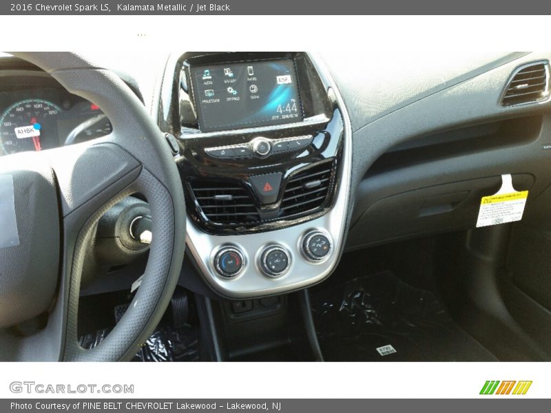 Kalamata Metallic / Jet Black 2016 Chevrolet Spark LS