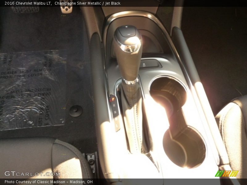 Champagne Silver Metallic / Jet Black 2016 Chevrolet Malibu LT