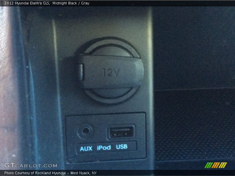 Midnight Black / Gray 2012 Hyundai Elantra GLS