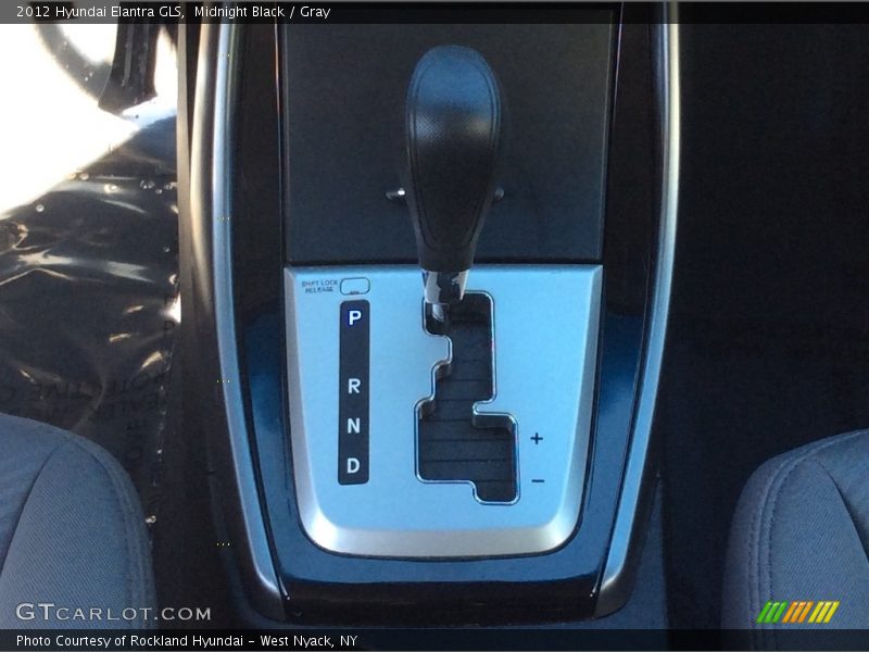 Midnight Black / Gray 2012 Hyundai Elantra GLS