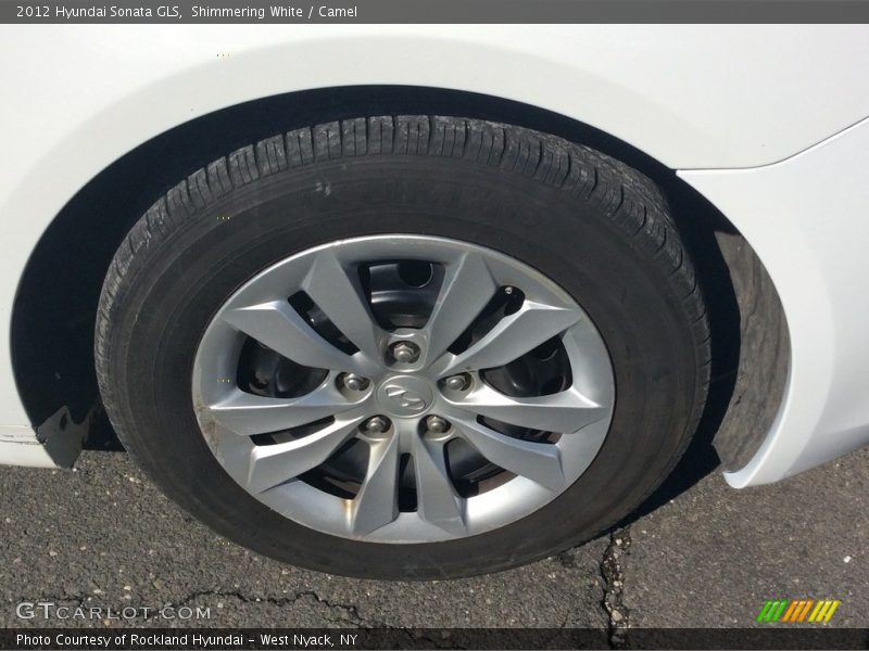 Shimmering White / Camel 2012 Hyundai Sonata GLS
