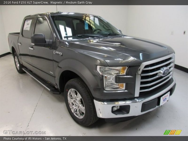 Magnetic / Medium Earth Gray 2016 Ford F150 XLT SuperCrew